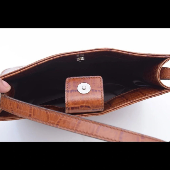 Ralph Lauren croc embossed shoulder bag - Picture 6 of 8